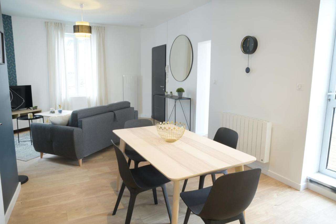T2 De 55M2 Avec Toit Terrasse, Hyper Centre, Wifi, Draps, Savons Et Serviettes Fournis Cognac Zewnętrze zdjęcie